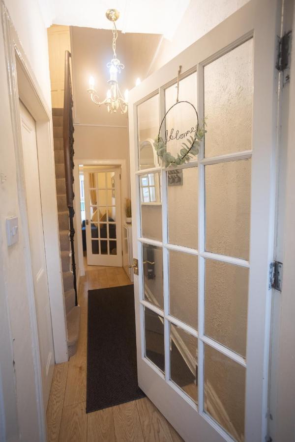 Sandgate 2-Bed Apartment In Ayr Central Location Exteriér fotografie